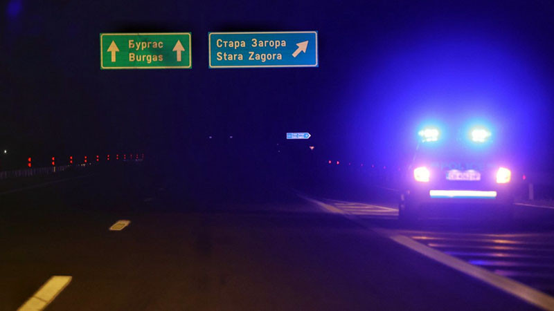 Четирима пострадаха при верижна катастрофа на 165-ия км на АМ „Тракия“