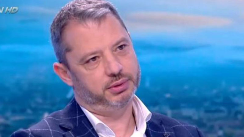 Делян Добрев напуска ГЕРБ и политиката?
