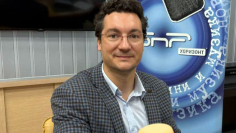 Не съм човек нито на Румен Радев, нито на Кирил