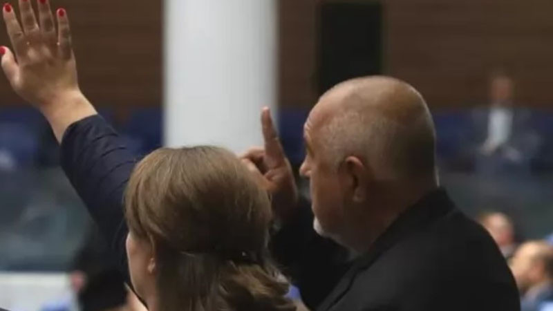 Деница Сачева: Никога не си тръгвам, когато е трудно