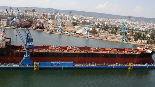 Да бъдат увеличени таксите за тежкотоварния транспорт който преминава транзитно