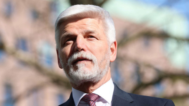 Украйна е получила общо 4 4 милиона боеприпаса с голям