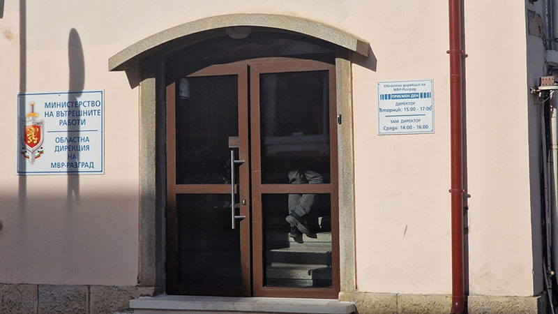 Непълнолетна припадна от пиене в нощен клуб в Разград