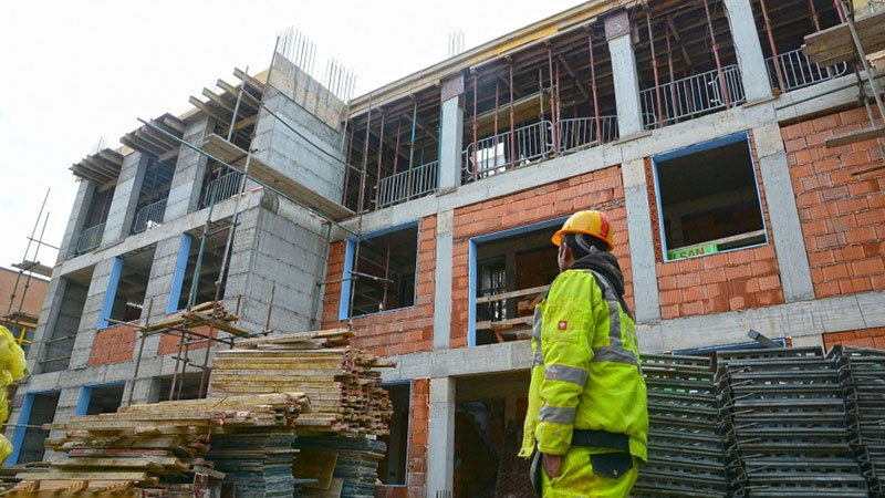 Павел Попов отчита изпълнение на половината от дейностите по проектите по НПВУ