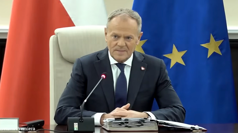 Туск към поляците: Незабавно напуснете Иран