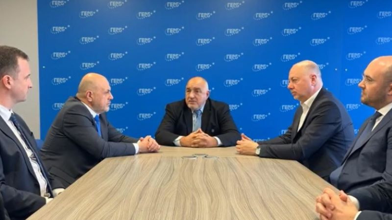 Размисли на маса с Борисов: Защо ни пришиха с Пеевски?