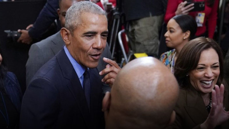 Доналд Тръмп обвини Барак Обама в разкриване на класифицирана информация