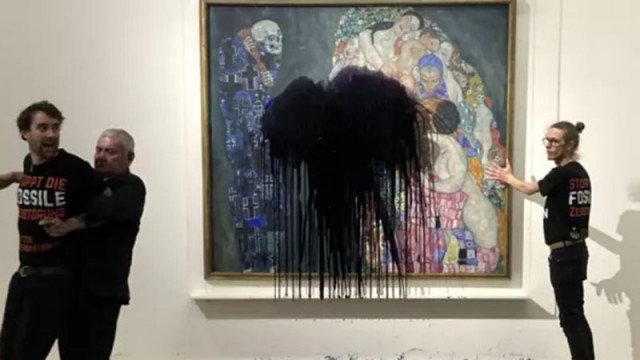 В Австрия започна голям съдебен процес срещу 47 членове на