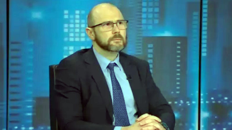 Министърът на правосъдието: Не е вярно, че министър Дечев е уволнил разследващите екипи по “Петрохан