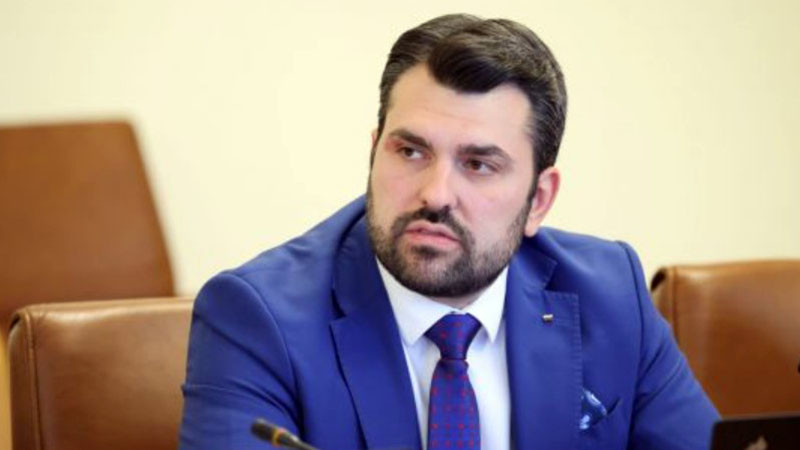 Георг Георгиев: Правителството стартира с тежък политически дефект