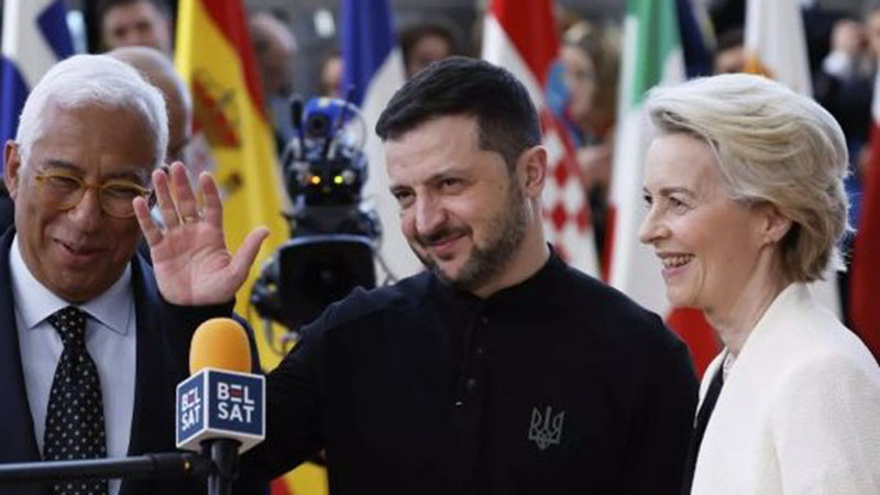 Фон дер Лайен пристигна в Украйна за четвъртата годишнина от началото на руската офанзива