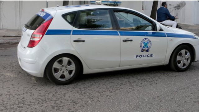 Четирима българи са арестувани в Гърция за трафик на жени и сексуална експлоатация