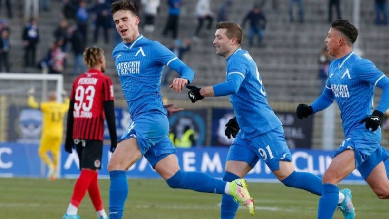 Мартин Великов ще бъде главен съдия на столичното дерби Левски - Локомотив София