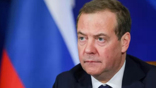 Медведев: Ядрен удар срещу държави, доставящи ядрени оръжия на Украйна, би бил законен и оправдан