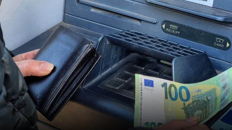 Жена от Берковица откраднала над 70 000 евро от чужди банкови сметки