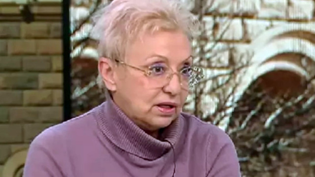 Диана Дамянова: Грешката на Гюров е, че наводнява с калинки на ПП! Скъпо ще си плати на изборите