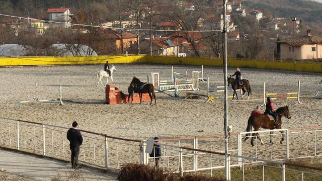 Отбелязват Тодоровден на конна база „Виница“ край Варна в събота