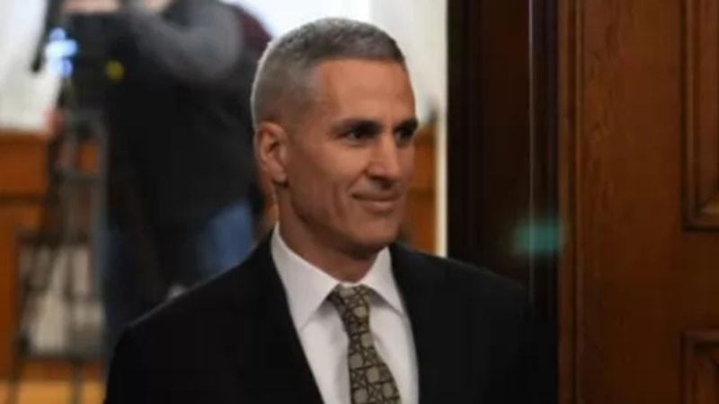 Премиерът опита да се скрие, но беше принуден да се яви в Парламента