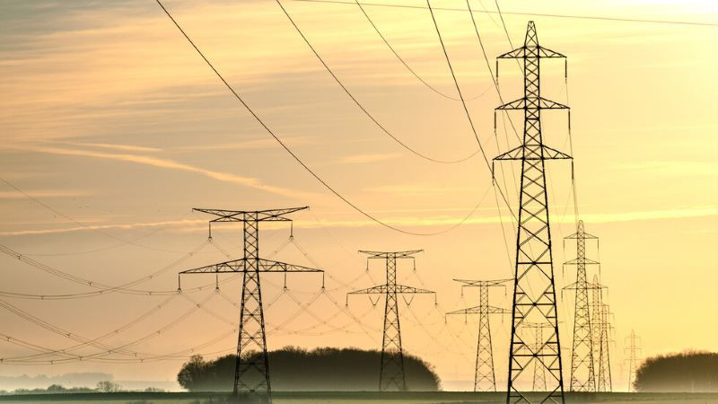 КЗП проверява трите електроснабдителни дружества