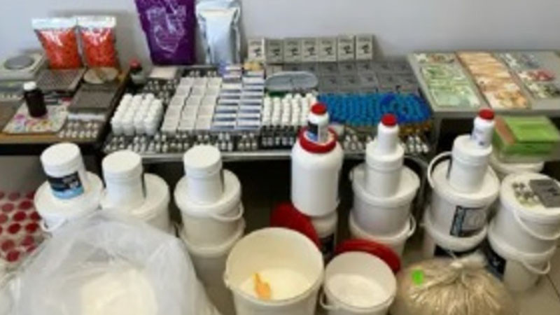 Митничари задържаха близо 16 хиляди нелегални опаковки лекарства, допинг и хранителни добавки