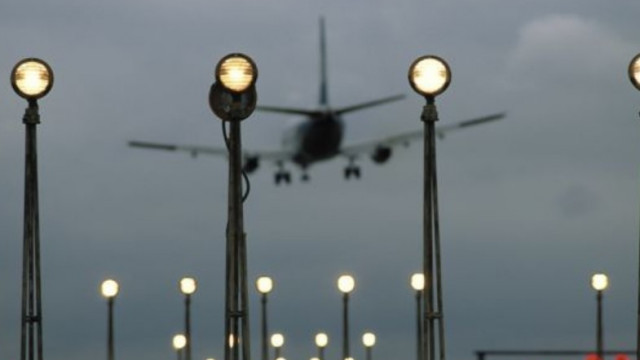 Светът спря полетите от и до Израел