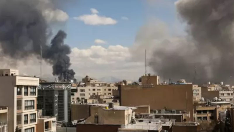 Израелската армия обяви, че е унищожила половината ракетни запаси на Иран