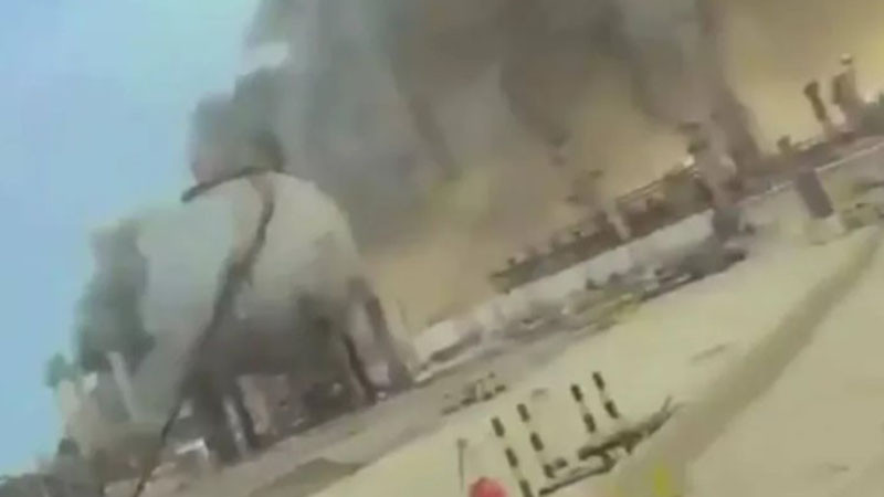 Иран удари една от най-големите рафинерии на Саудитска Арабия