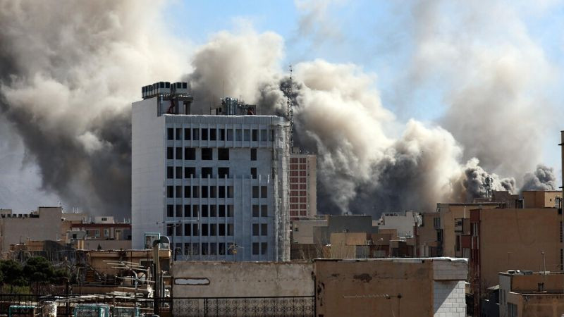 Нови удари по Иран, израелската армия нахлу в ливански град