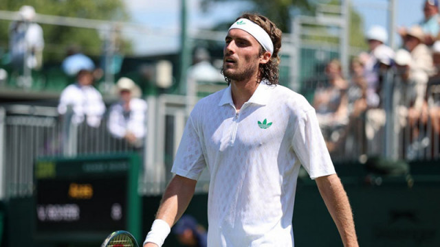 Кошмар за Циципас: Очаква го първо изпадане от топ 50