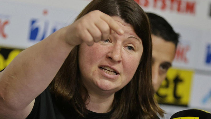 "Лица със спорно криминално минало". Станка Златева отговори на протестиращите от ЦСКА