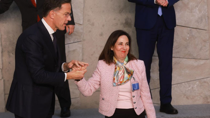 Испания не е съгласна с Рюте, че сред членовете на НАТО има "широка подкрепа" за войната срещу Иран