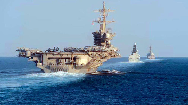 Иран твърди, че е ударил американския самолетоносач „Ейбрахам Линкълн"