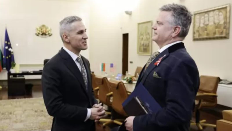 Гюров обсъди с и.д. посланик на САЩ ситуацията в Близкия изток