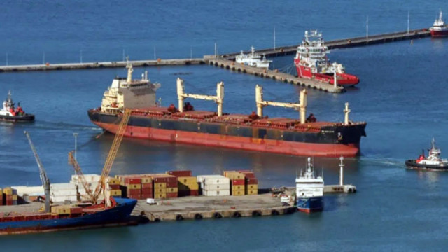 Иран счита компаниите, които купуват американски държавен дълг, за „легитимни цели“