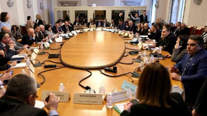 Парламентарната бюджетна комисия разглежда удължителния закон за държавния бюджет