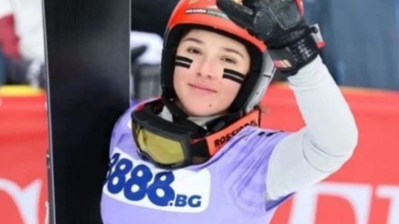 След 6 часа и с успех: Приключи операцията на Малена Замфирова