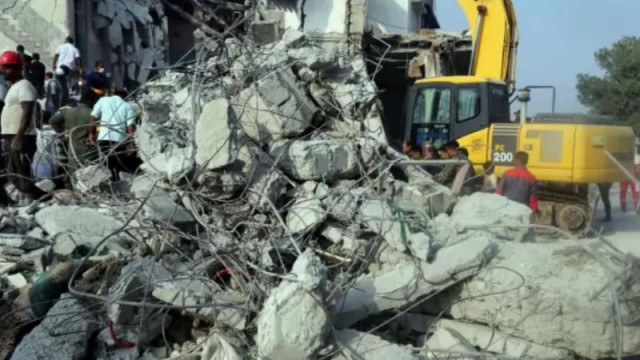 Разследващи журналисти: САЩ са отговорни за удара, при който загинаха 165 ученици