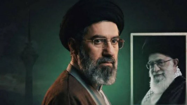 Масови шествия в Иран бяха проведени в знак на подкрепа за новия върховен лидер