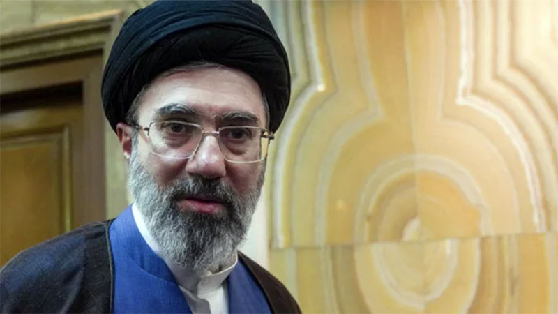 Иран: Новият върховен лидер е жив и здрав въпреки раните си