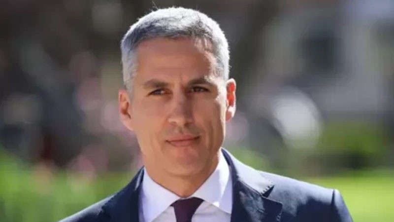 Гюров: Ще сезираме КС, ако парламентът приеме членството в Съвета за мир