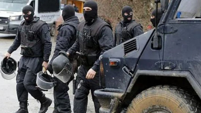 Задържаха двама души с 50 кг наркотици в София