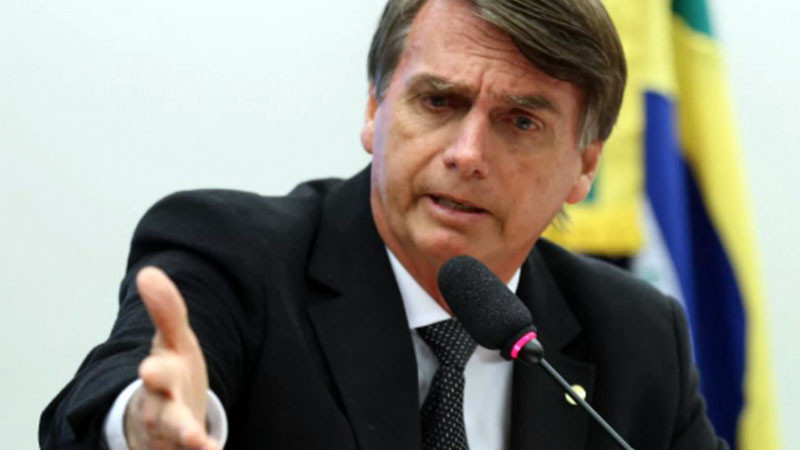 Жаир Болсонаро е приет в болница, в интензивно отделение е (ВИДЕО)