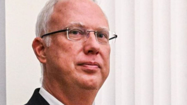 Дмитриев коментира думите на Зеленски, че Тръмп се отнася с него като със син