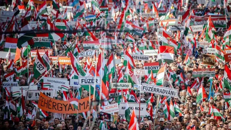 Орбан: Митингът на моите поддръжници е най-големият по рода си