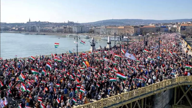 Орбан: Митингът на моите поддръжници е най-големият по рода си