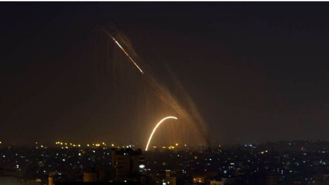 Заради ракетния обстрел: Болница в Йерусалим лекува десетки пациенти под земята