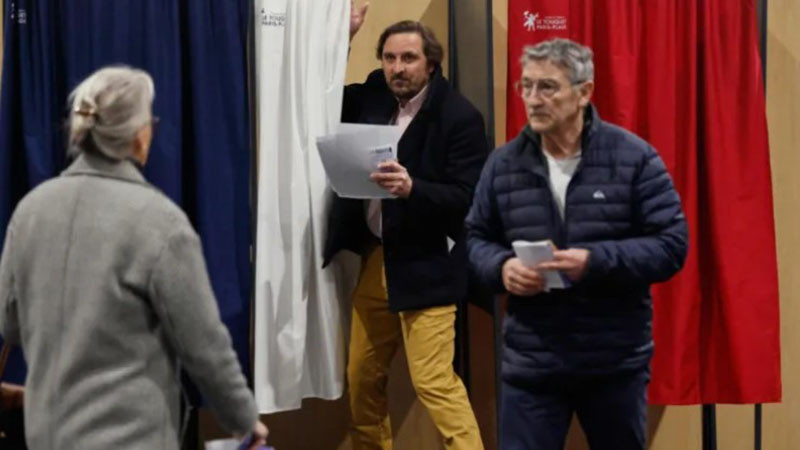 Местните избори във Франция - поляризация и отслабване на традиционните партии