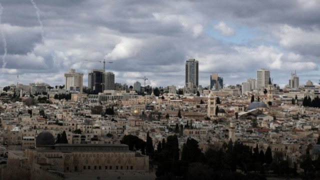 Експлозии в Йерусалим близо до границата с Ливан.