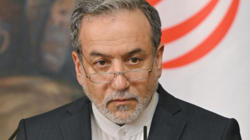 Техеран съобщи, че атакува американските сили - „където и да са те“