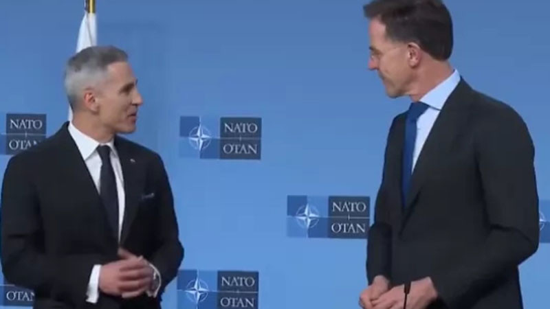 Гюров към Рюте: Оставаме твърдо със съюзниците в НАТО